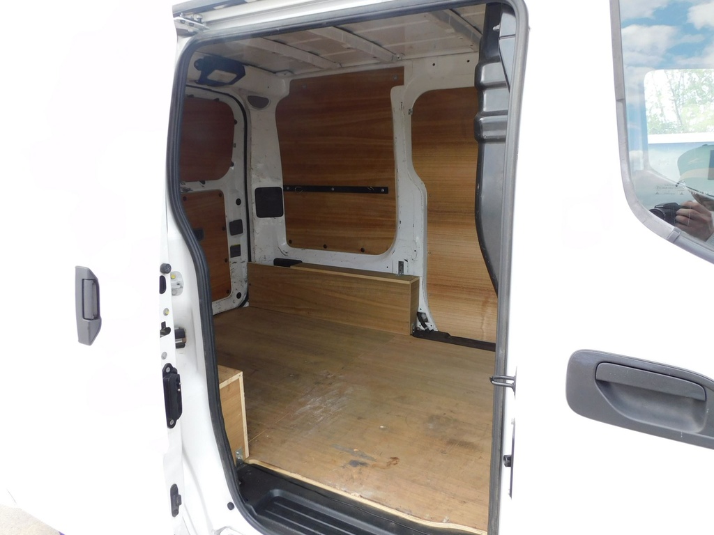 NISSAN E-NV200 OPTIMA 24KWH