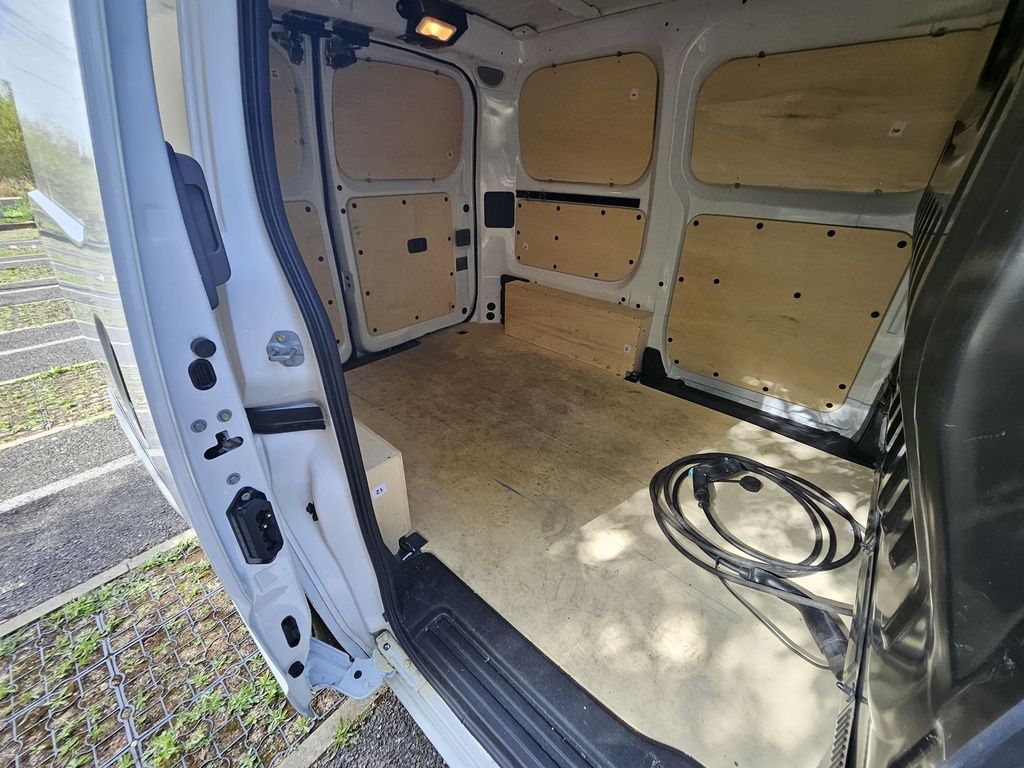 NISSAN NV200 OPTIMA 40 KWH
